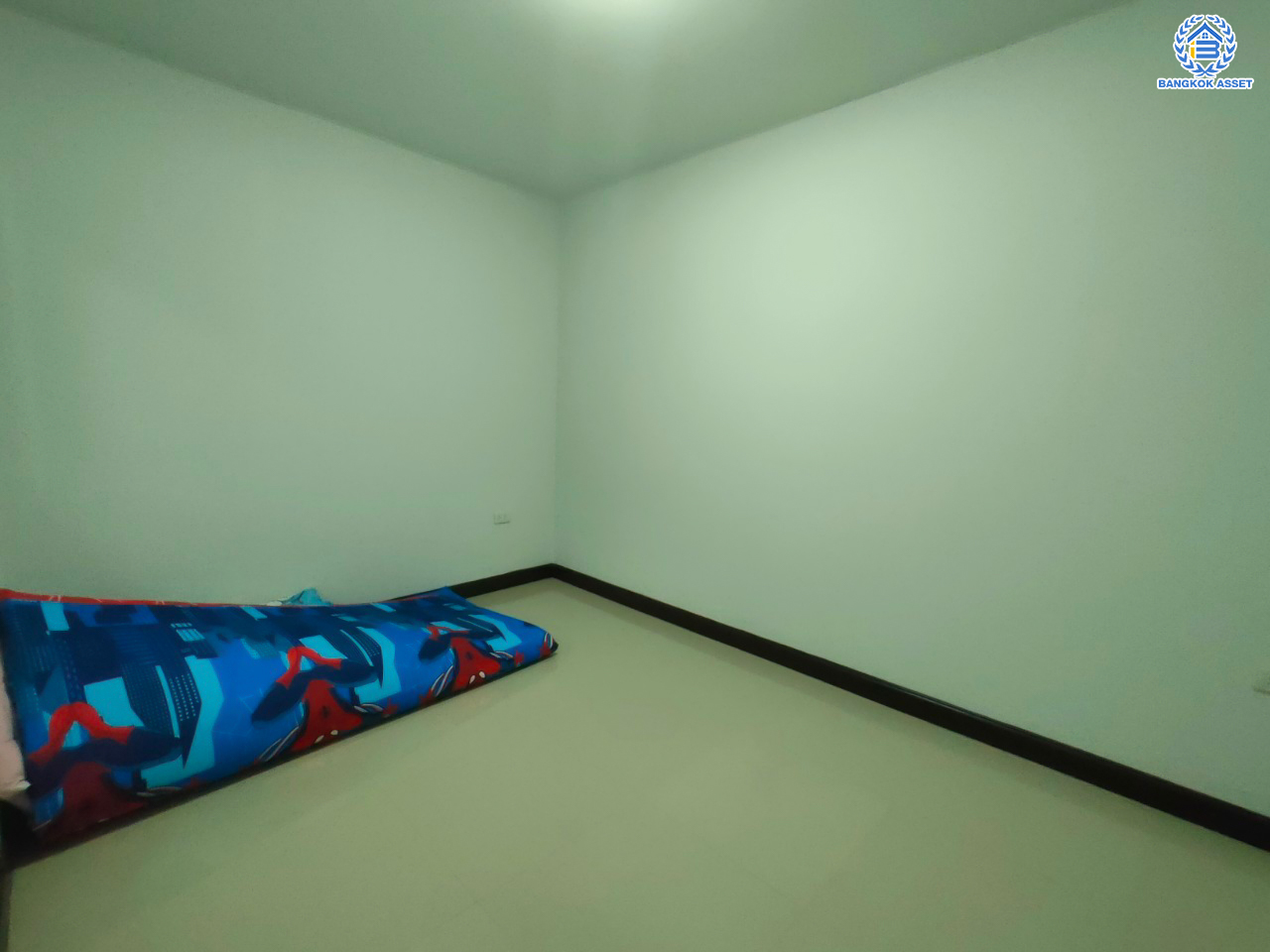 *****ทาวน์เฮ้าส์มือสองย่านสมุทรสาคร ม.จารุวรรณ เพชรเกษม 130 เนื้อที่มากถึง 22.3 ตร.ว. ฟังก์ชันจัดเต็มถึง 3 ห้องนอน 3 ห้องน้ำ 1 ที่จอดรถ บนทำเลเดินทางสะดวก เชื่อมต่อถ.เพชรเกษม, ถ.พุทธมณฑลสาย 5, ถ.เศรษฐกิจ 1